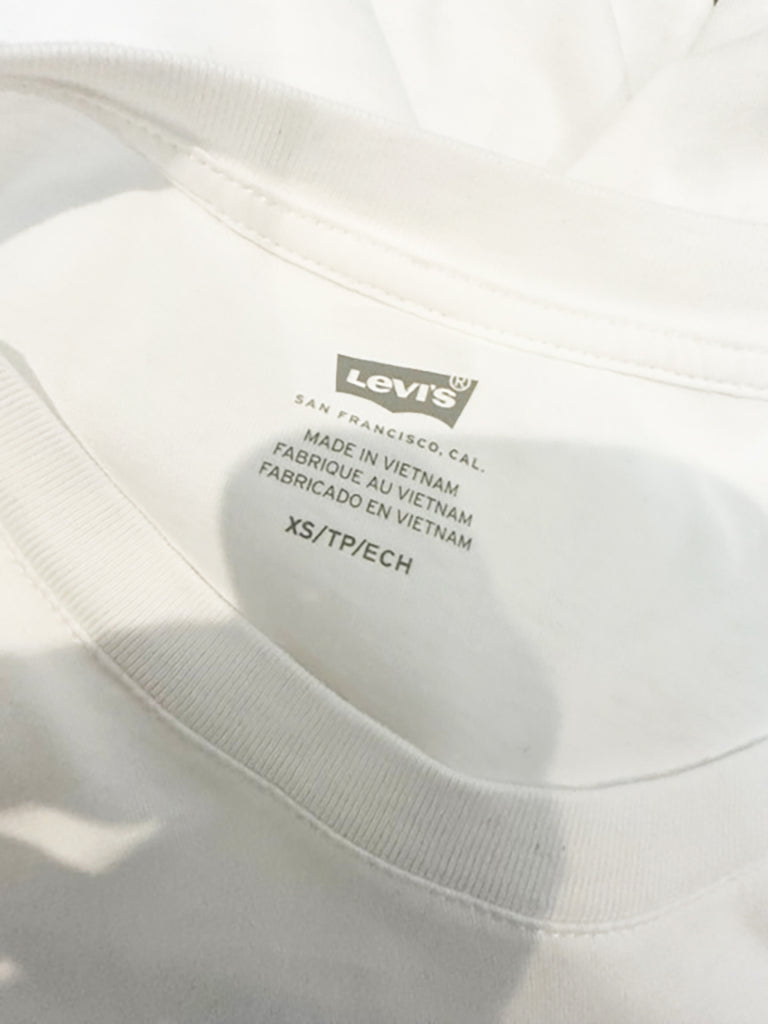 LEVI'S