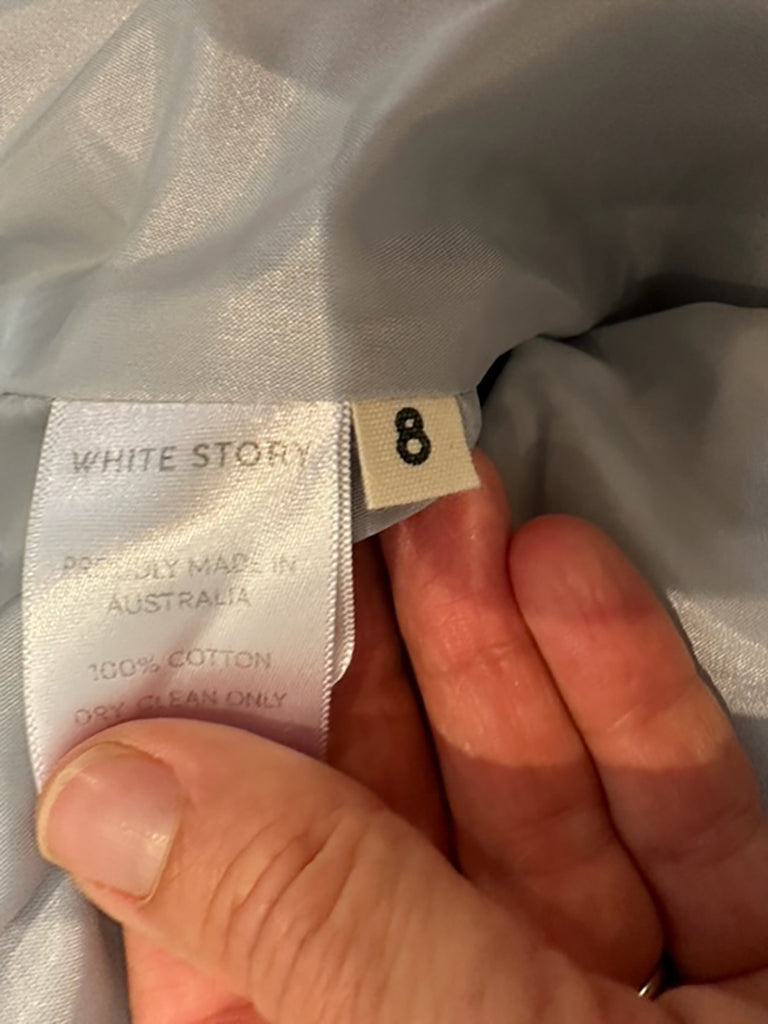 WHITE STORY